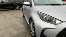 Toyota Yaris 1.5 Hybrid Icon 5dr CVT Hybrid Hatchback